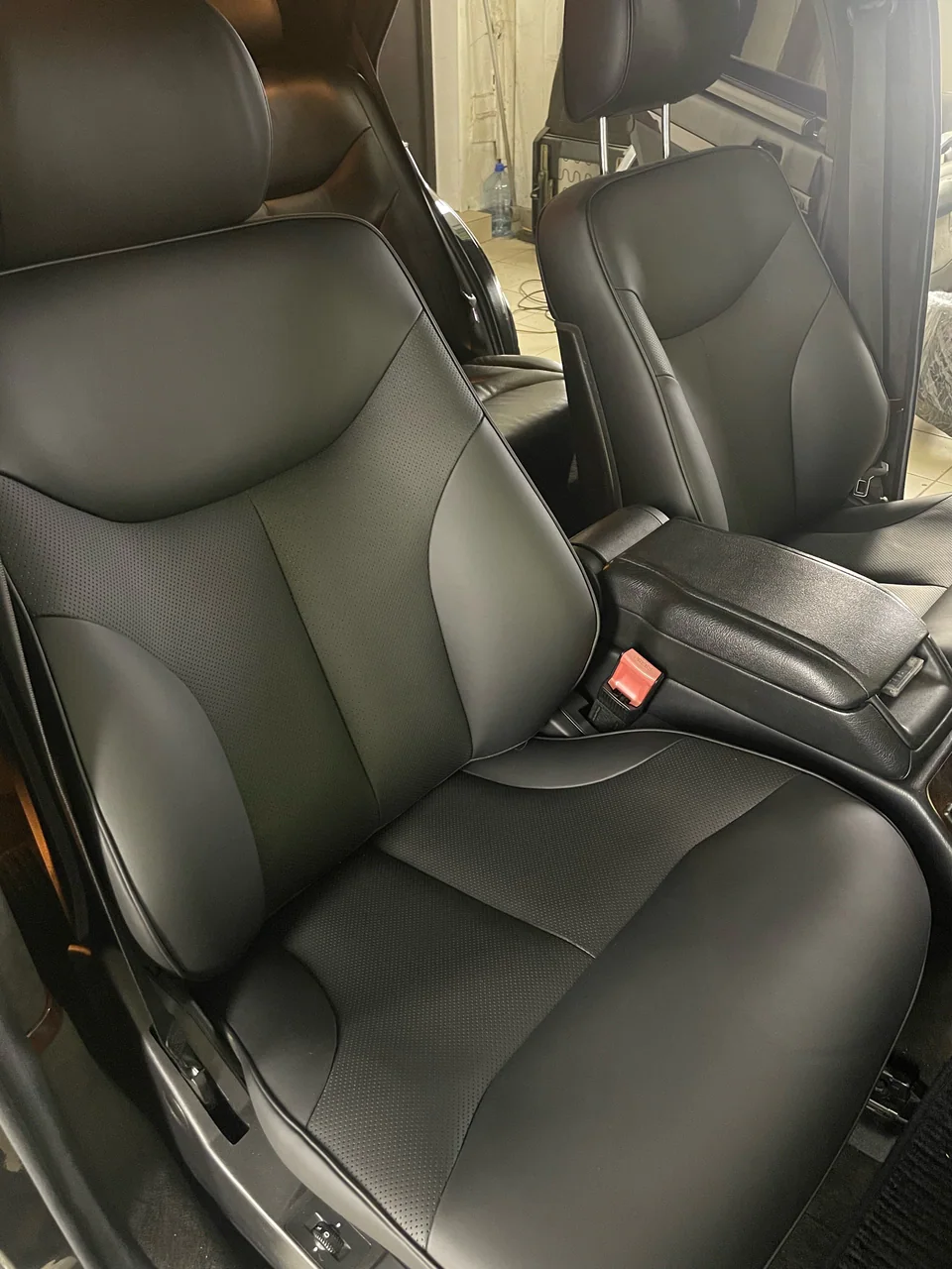 Mercedes-Benz S 600 — комплексная перетяжка салона — фото работы АвтоАтелье24 в Красноярске
