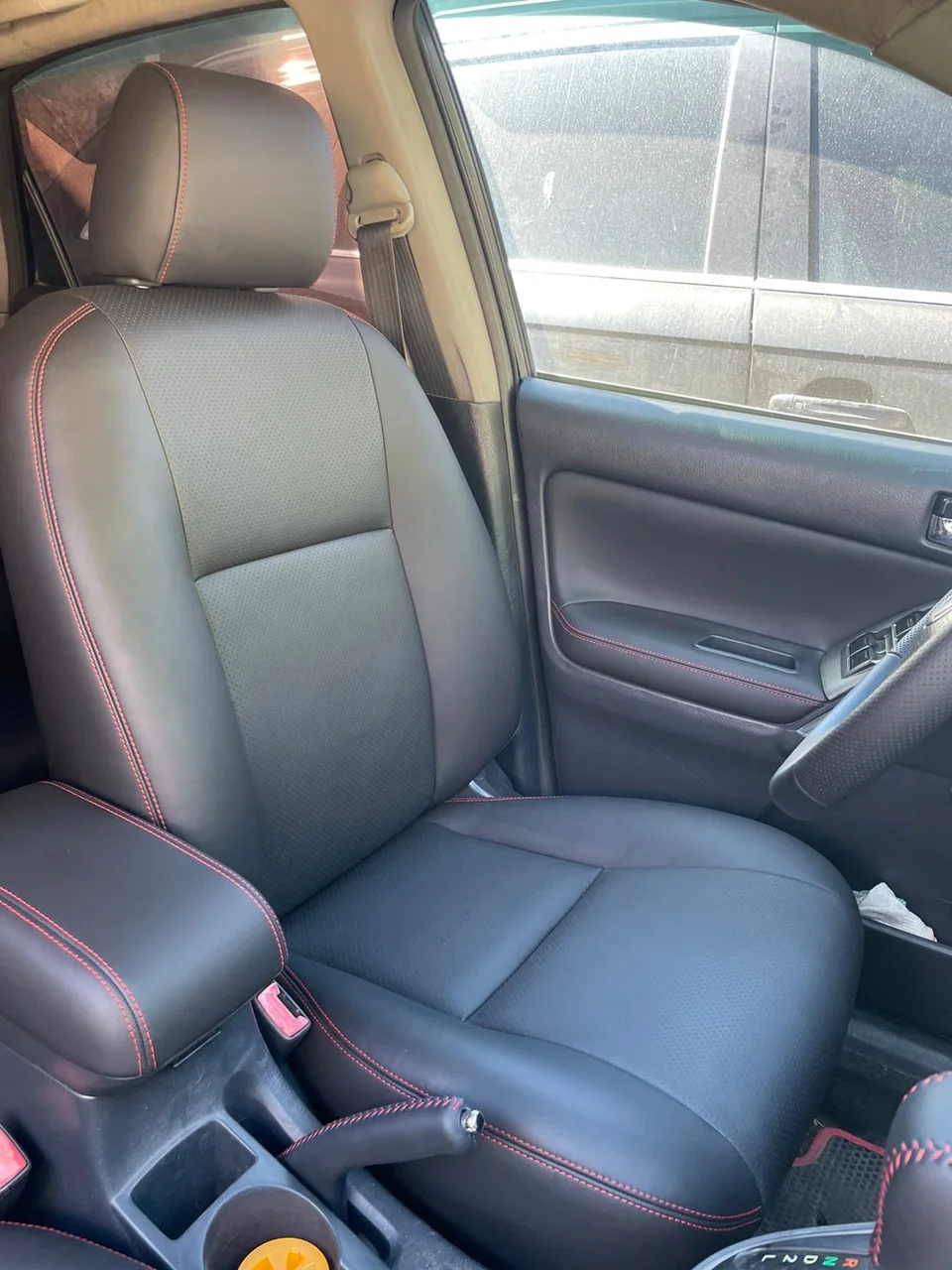Toyota Matrix — салон в натуральной коже наппа — фото работы АвтоАтелье24 в Красноярске